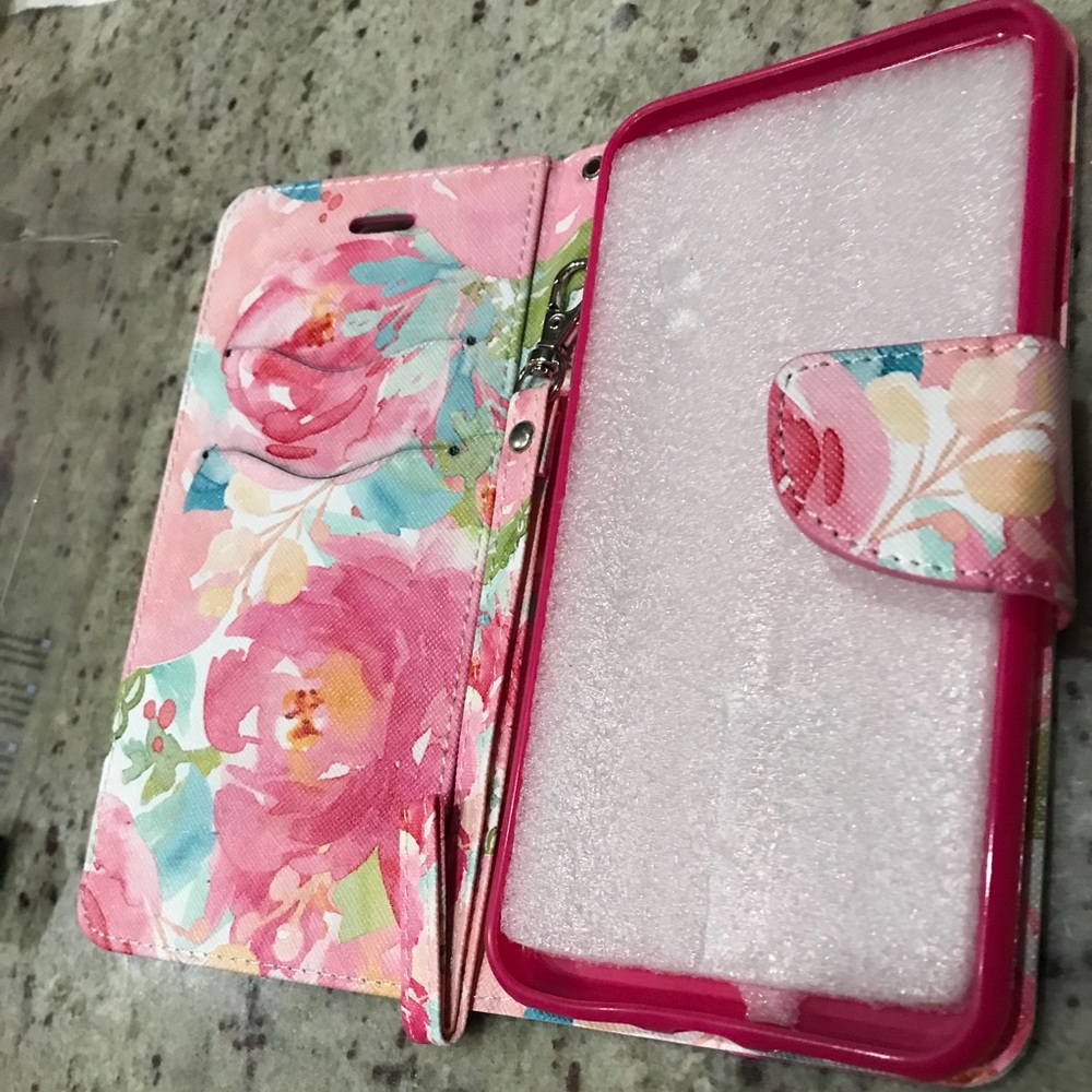 Iphone7+ case Floral Beautiful!